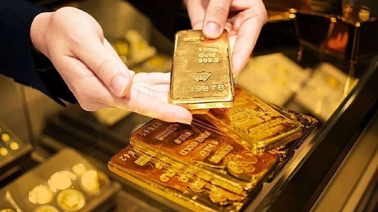Köşede kıyıda altını olanlar dikkat! Gram altın için bomba tahmin: Tuna Kaya 9000 lira için tarih verdi 10